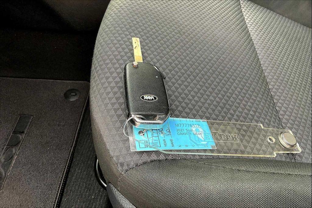 used 2021 Kia Soul car, priced at $14,562