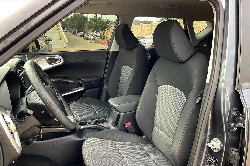 used 2021 Kia Soul car, priced at $14,562