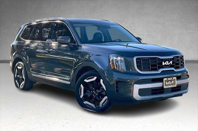 used 2023 Kia Telluride car, priced at $28,199