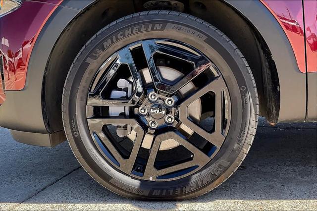 used 2024 Kia Telluride car, priced at $43,119