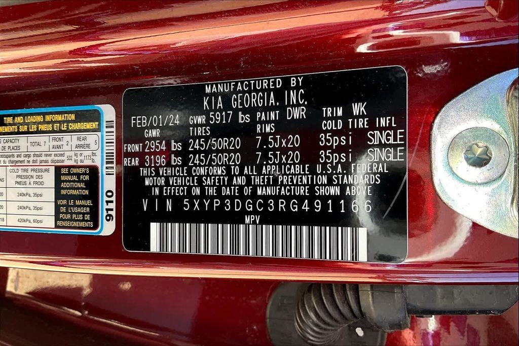 used 2024 Kia Telluride car, priced at $40,991