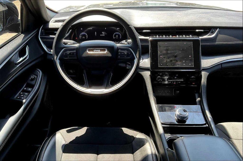 used 2023 Jeep Grand Cherokee car, priced at $31,191