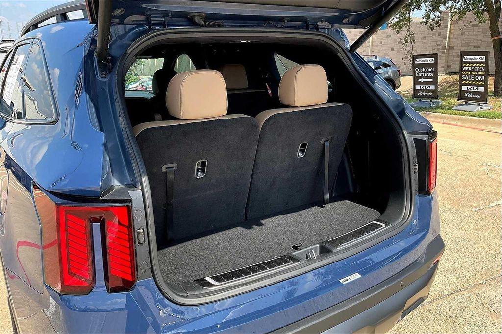 used 2024 Kia Sorento car, priced at $38,790