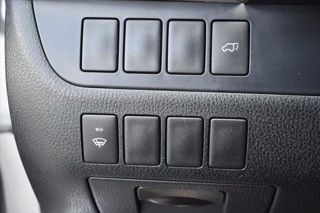 used 2014 Toyota Highlander car, priced at $15,811