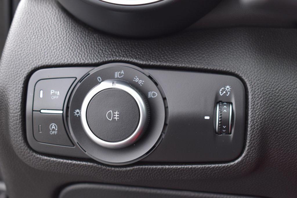 used 2019 Alfa Romeo Giulia car, priced at $19,600