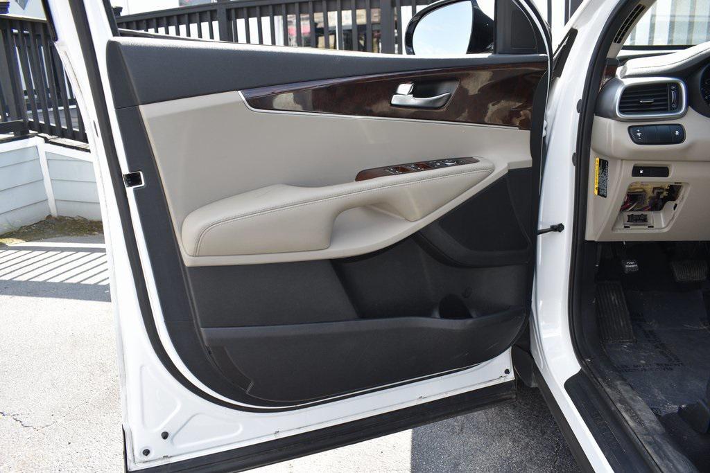 used 2017 Kia Sorento car, priced at $12,425