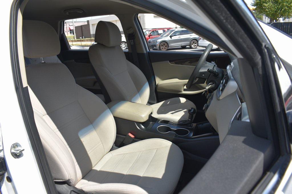 used 2017 Kia Sorento car, priced at $12,425