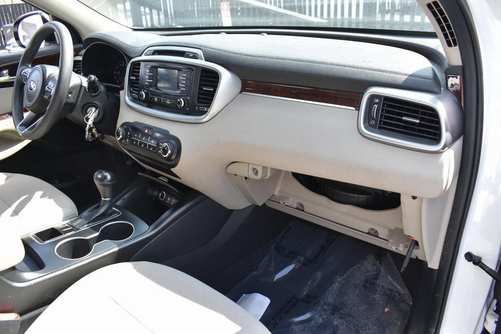 used 2017 Kia Sorento car, priced at $12,425