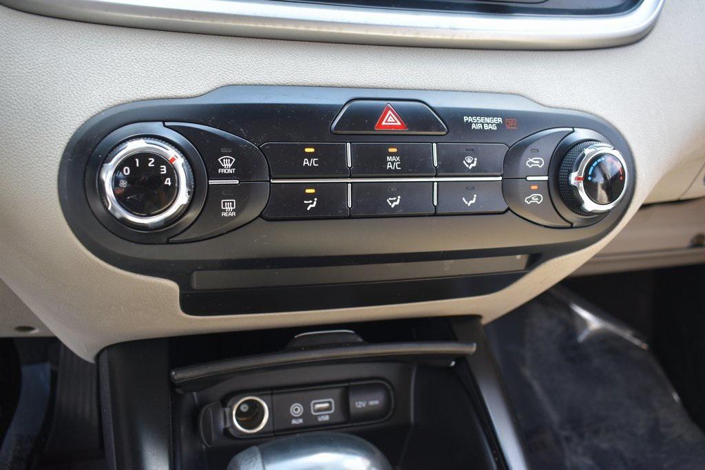 used 2017 Kia Sorento car, priced at $12,425