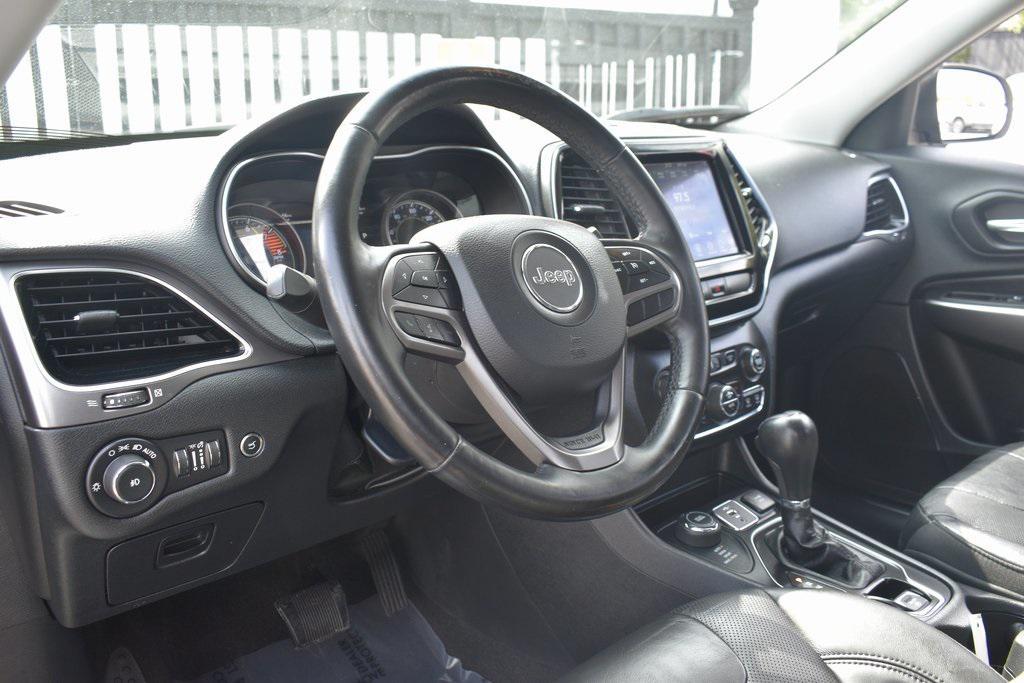 used 2020 Jeep Cherokee car, priced at $18,265