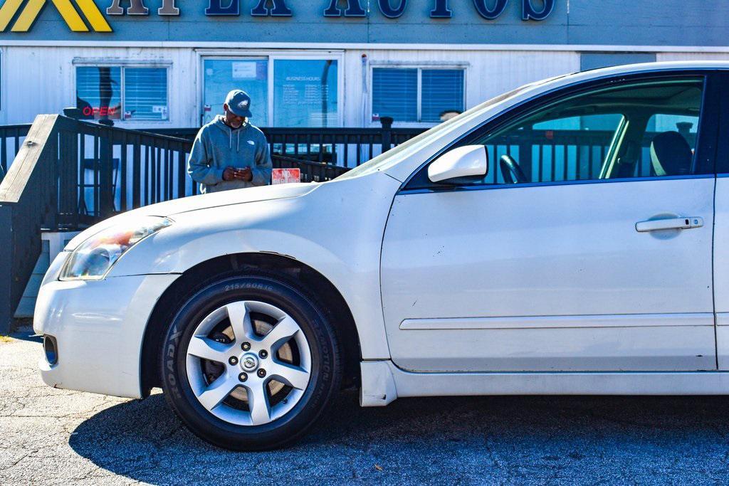 used 2009 Nissan Altima car, priced at $4,872