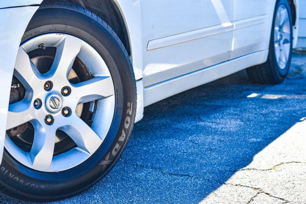 used 2009 Nissan Altima car, priced at $4,872