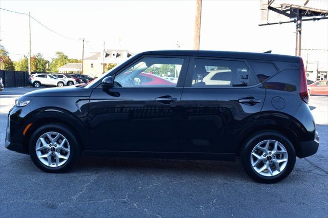 used 2022 Kia Soul car, priced at $14,900