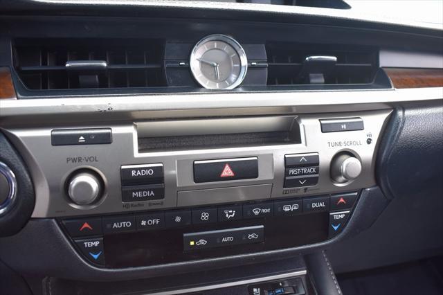 used 2016 Lexus ES 350 car, priced at $17,966