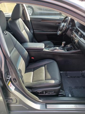 used 2016 Lexus ES 350 car, priced at $17,966