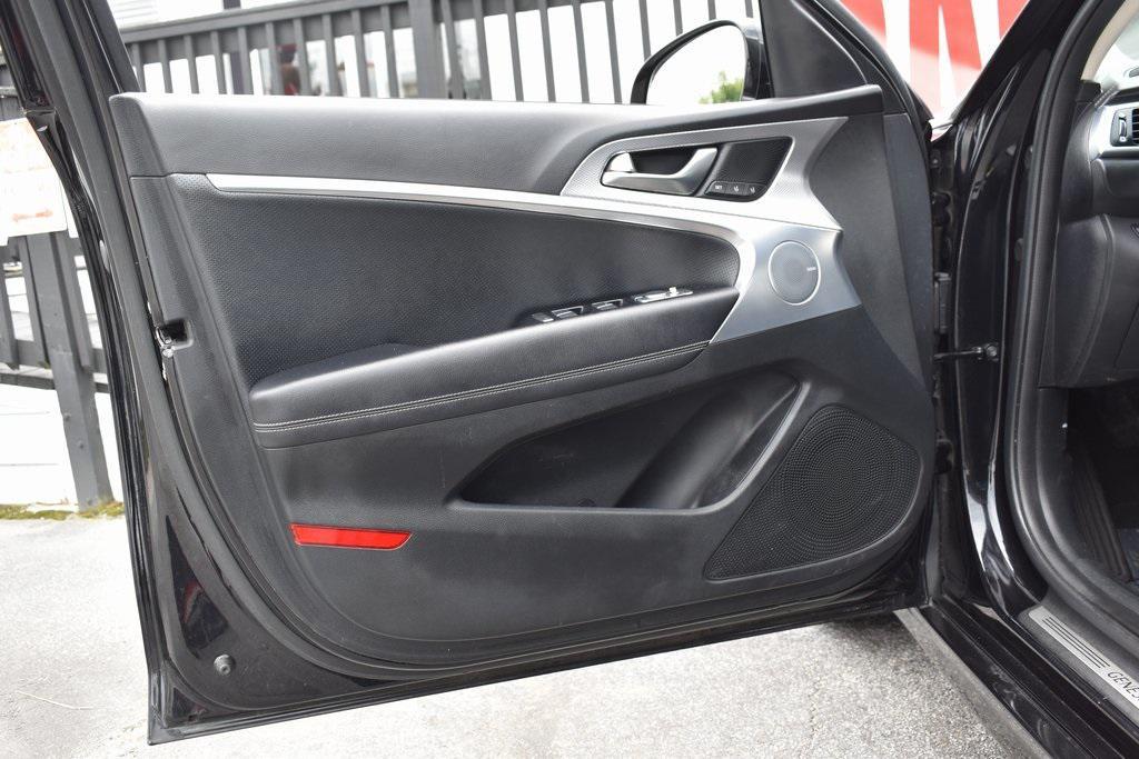 used 2022 Genesis G70 car, priced at $20,991