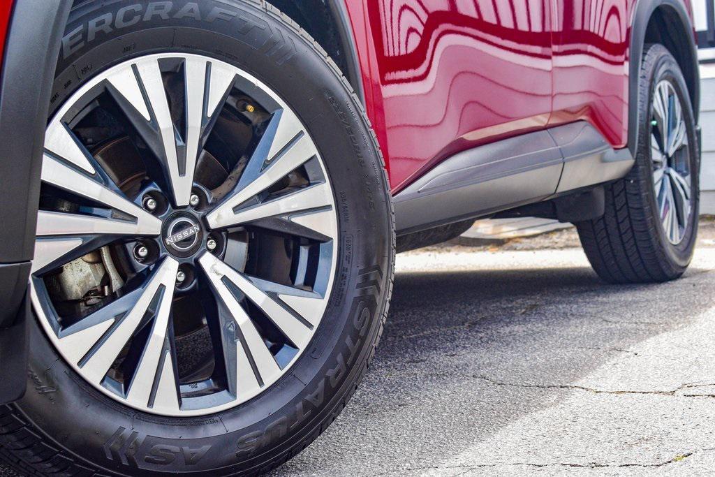 used 2023 Nissan Rogue car, priced at $18,985