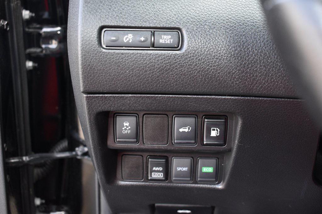 used 2018 Nissan Rogue car, priced at $10,991