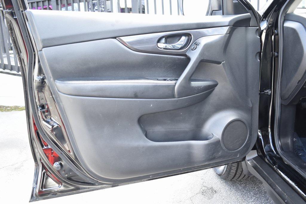 used 2018 Nissan Rogue car, priced at $10,991