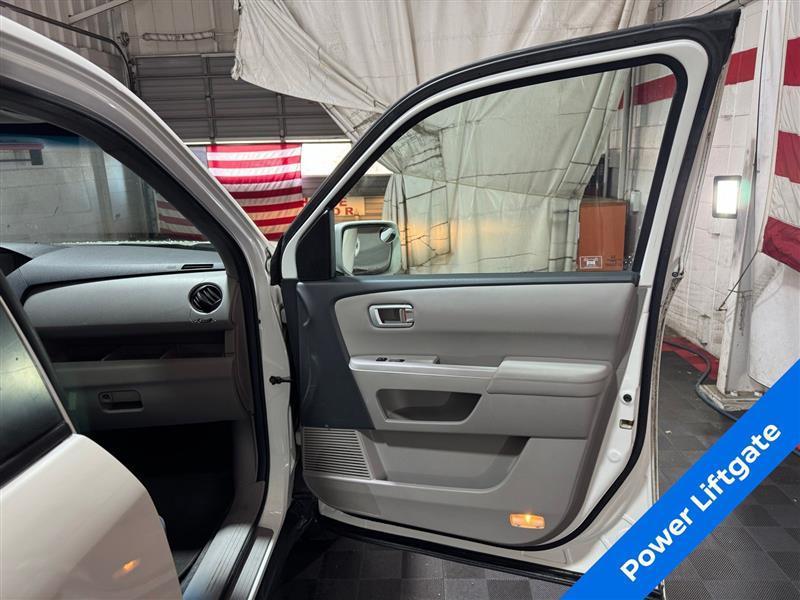 used 2011 Honda Pilot car, priced at $9,817