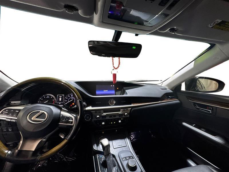 used 2016 Lexus ES 350 car, priced at $17,977