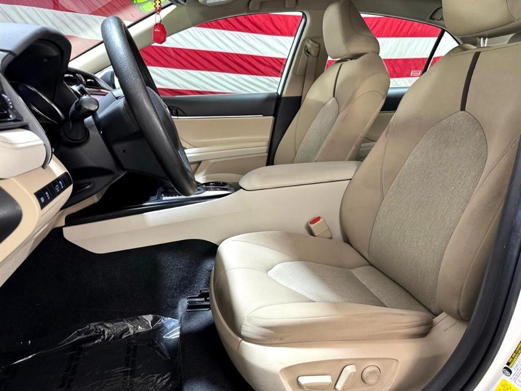 used 2020 Toyota Camry Hybrid car, priced at $19,977