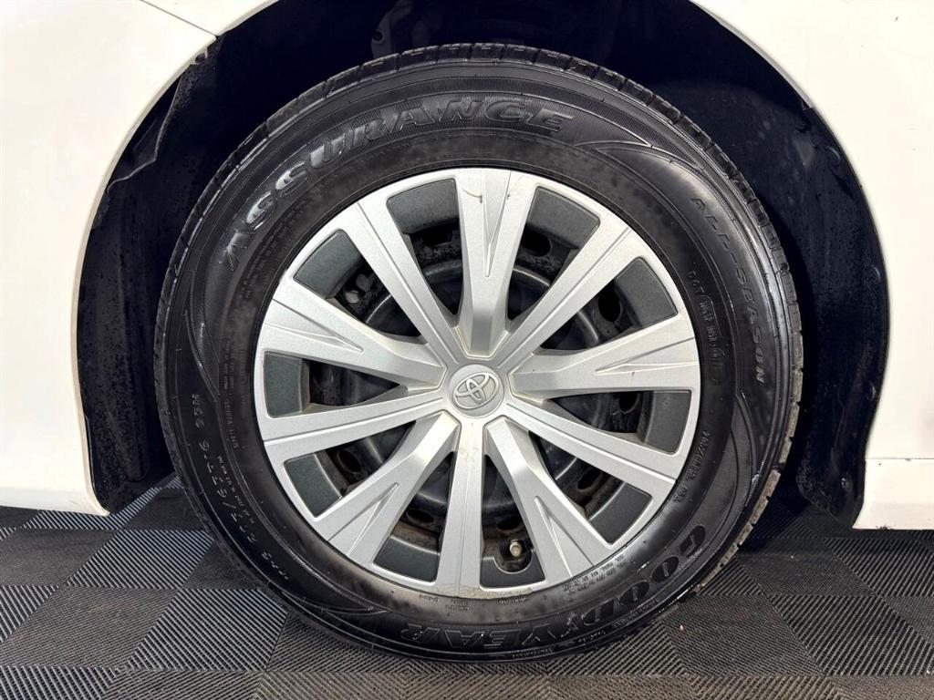 used 2020 Toyota Camry Hybrid car, priced at $19,977