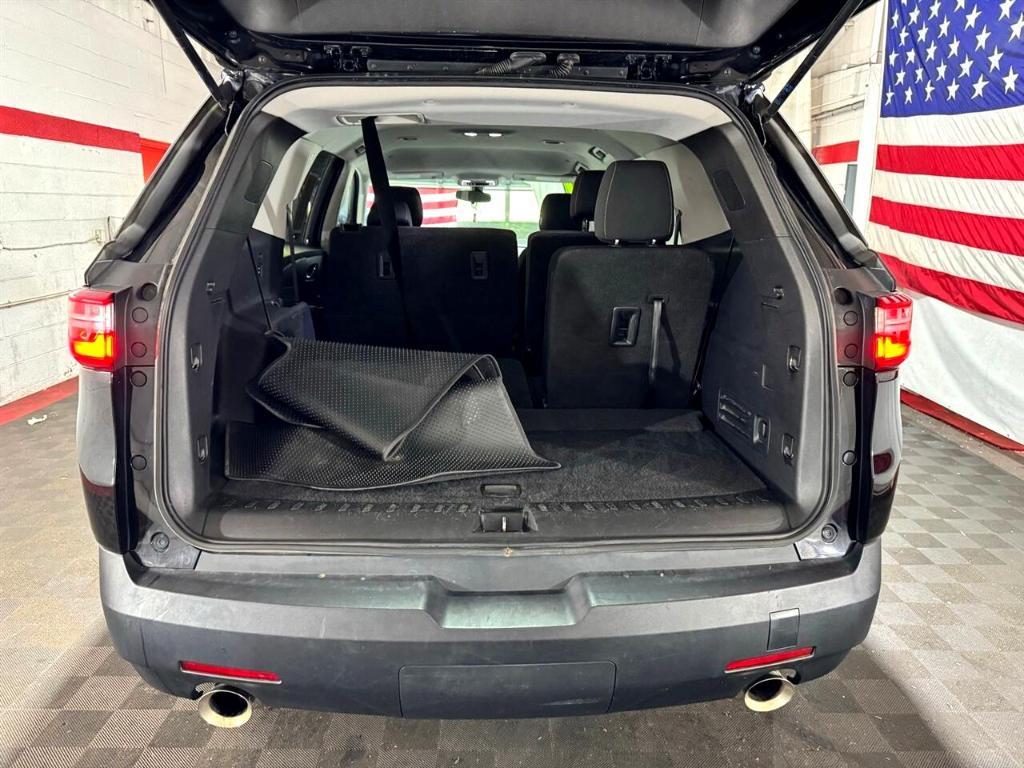 used 2021 Chevrolet Traverse car, priced at $24,777