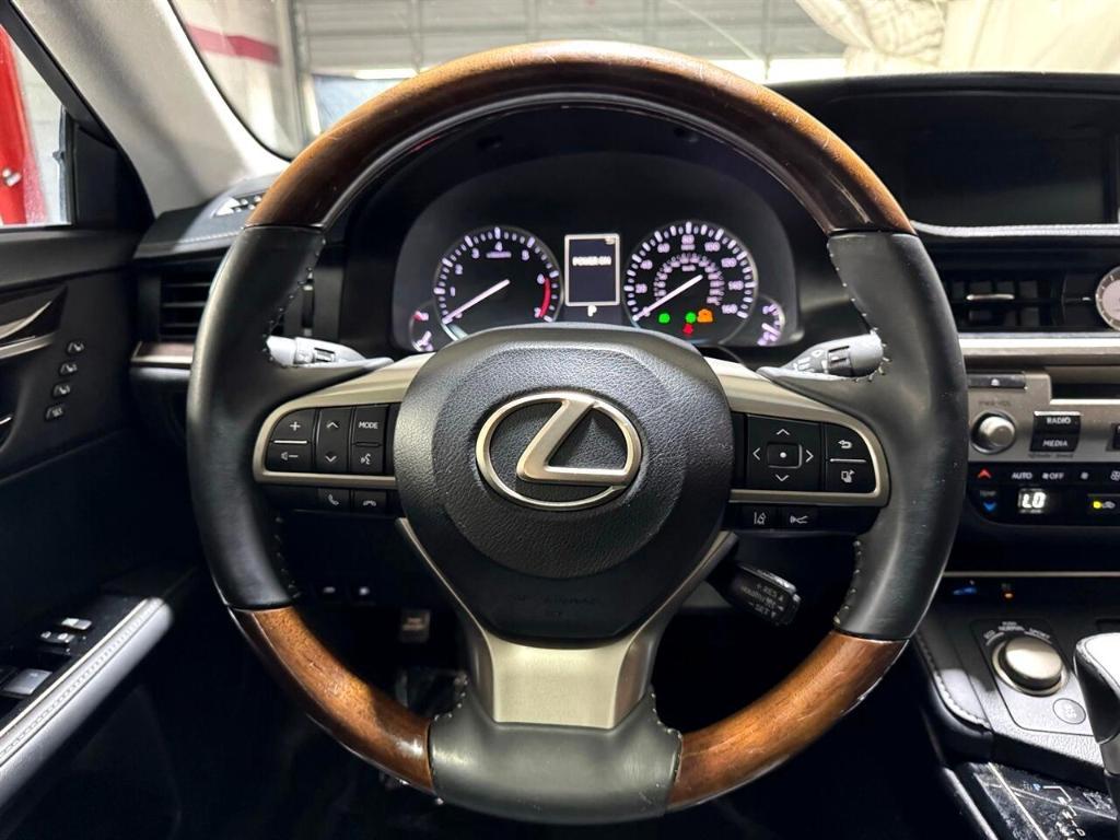 used 2018 Lexus ES 350 car, priced at $21,977