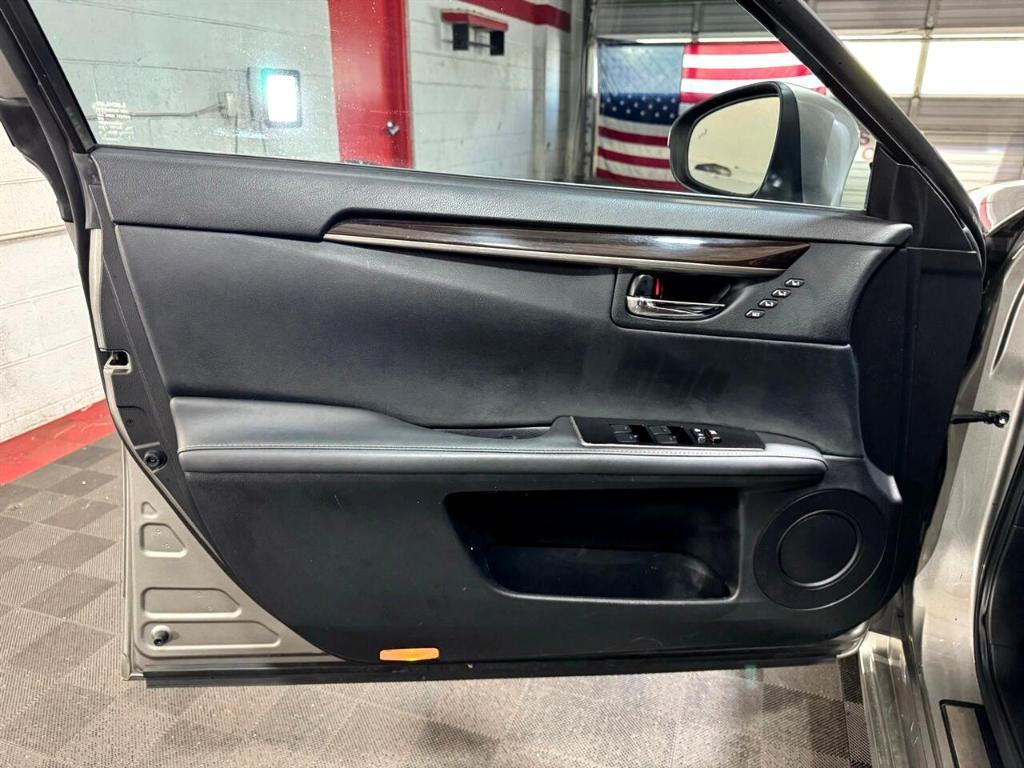 used 2018 Lexus ES 350 car, priced at $21,977