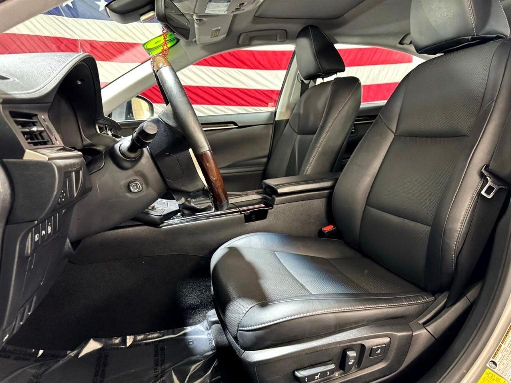 used 2018 Lexus ES 350 car, priced at $21,977
