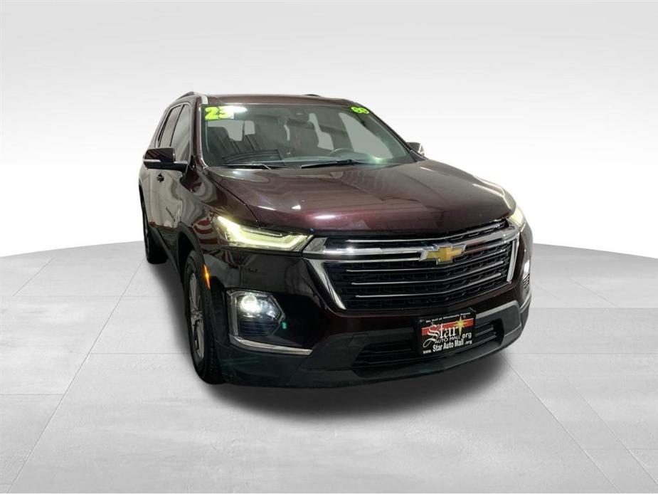 used 2023 Chevrolet Traverse car, priced at $28,555