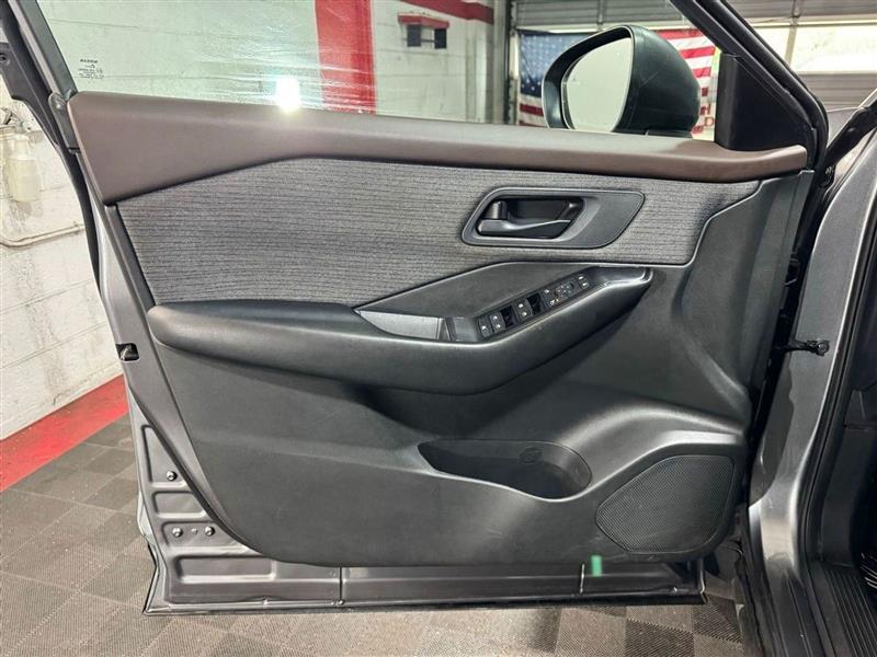used 2023 Nissan Rogue car, priced at $18,274