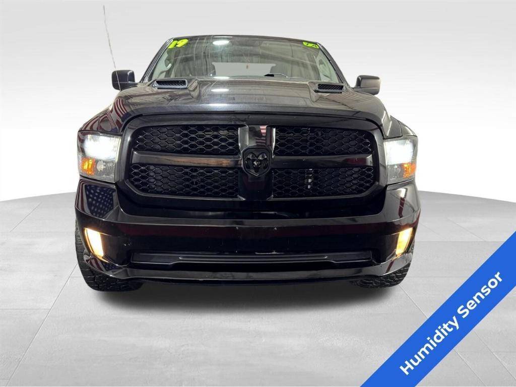 used 2019 Ram 1500 Classic car, priced at $25,755