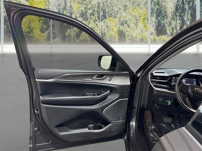 used 2023 Jeep Grand Cherokee 4xe car, priced at $26,725