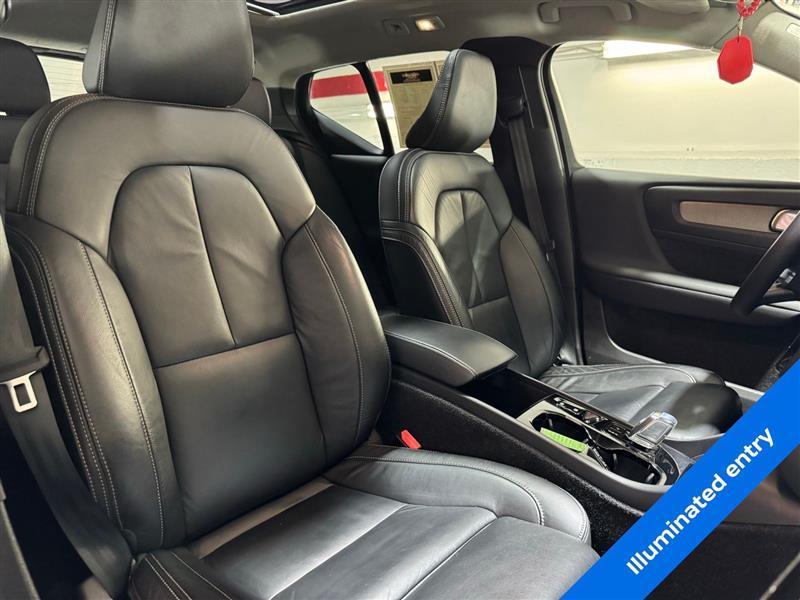 used 2023 Volvo XC40 car, priced at $15,977