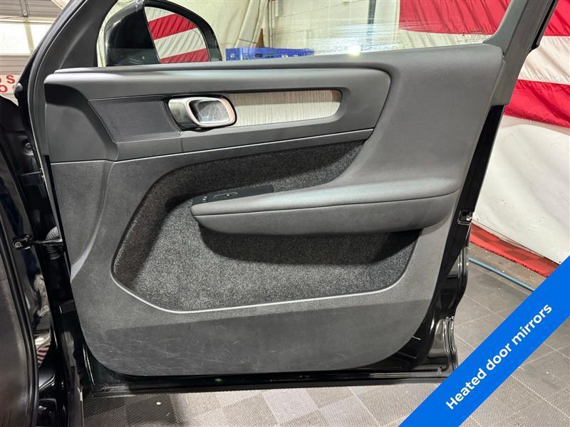 used 2023 Volvo XC40 car, priced at $15,977