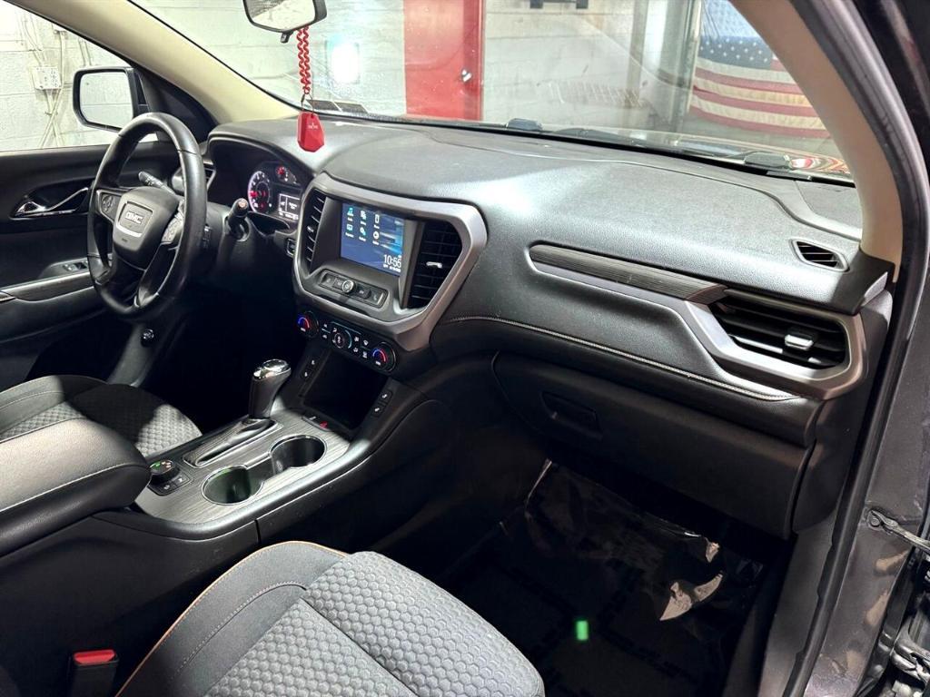 used 2017 GMC Acadia car