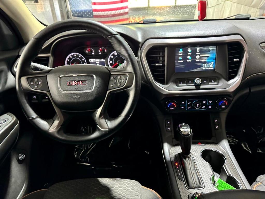 used 2017 GMC Acadia car