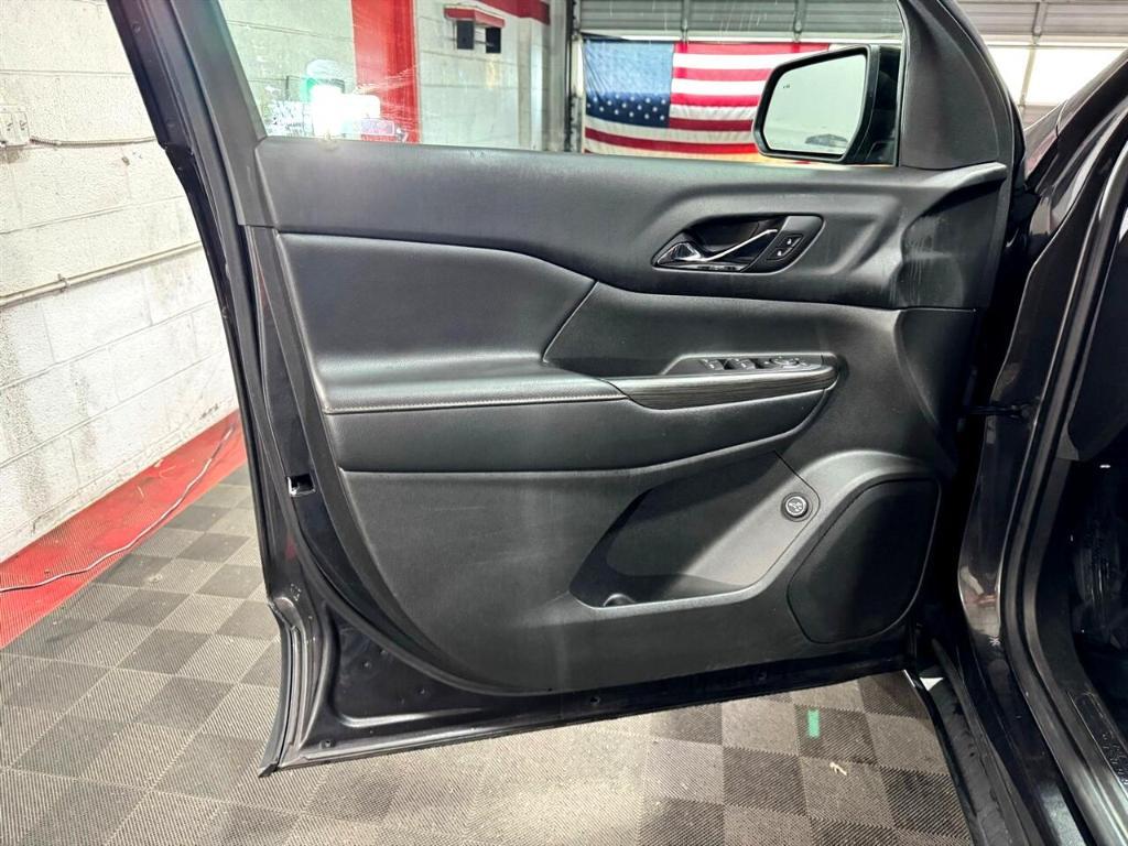 used 2017 GMC Acadia car