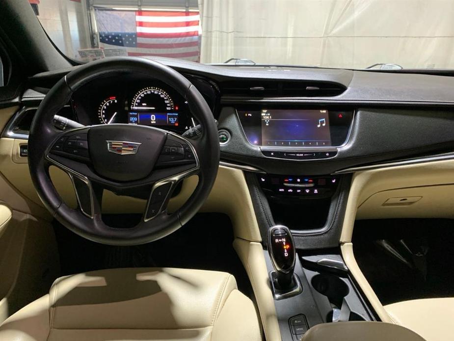 used 2018 Cadillac XT5 car, priced at $18,977