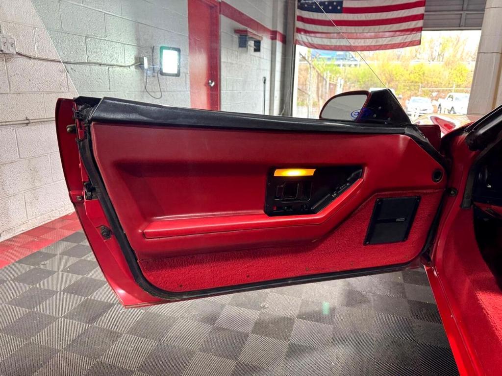 used 1989 Chevrolet Corvette car, priced at $16,995