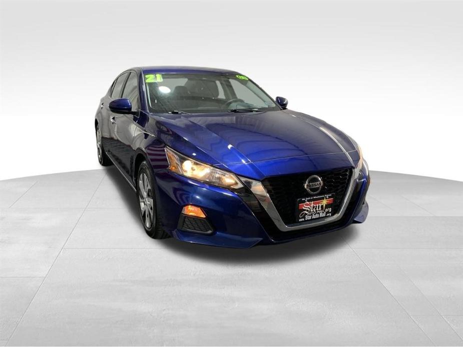 used 2021 Nissan Altima car, priced at $15,555