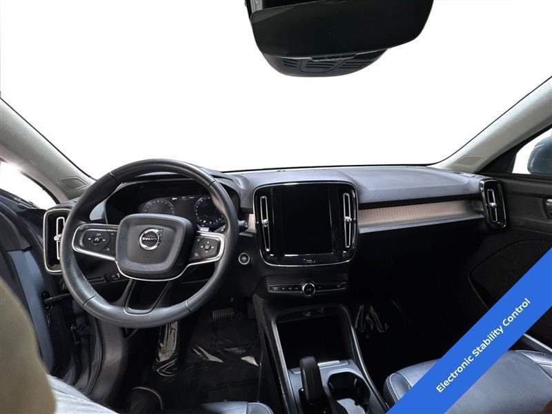 used 2022 Volvo XC40 car, priced at $22,577
