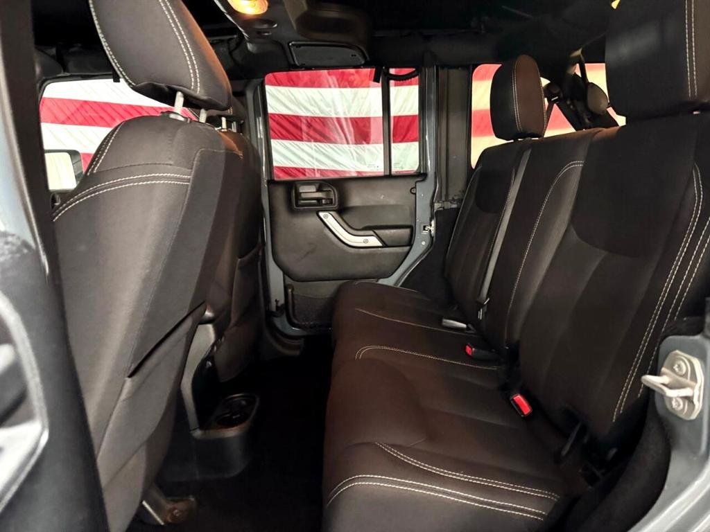 used 2015 Jeep Wrangler Unlimited car, priced at $19,995