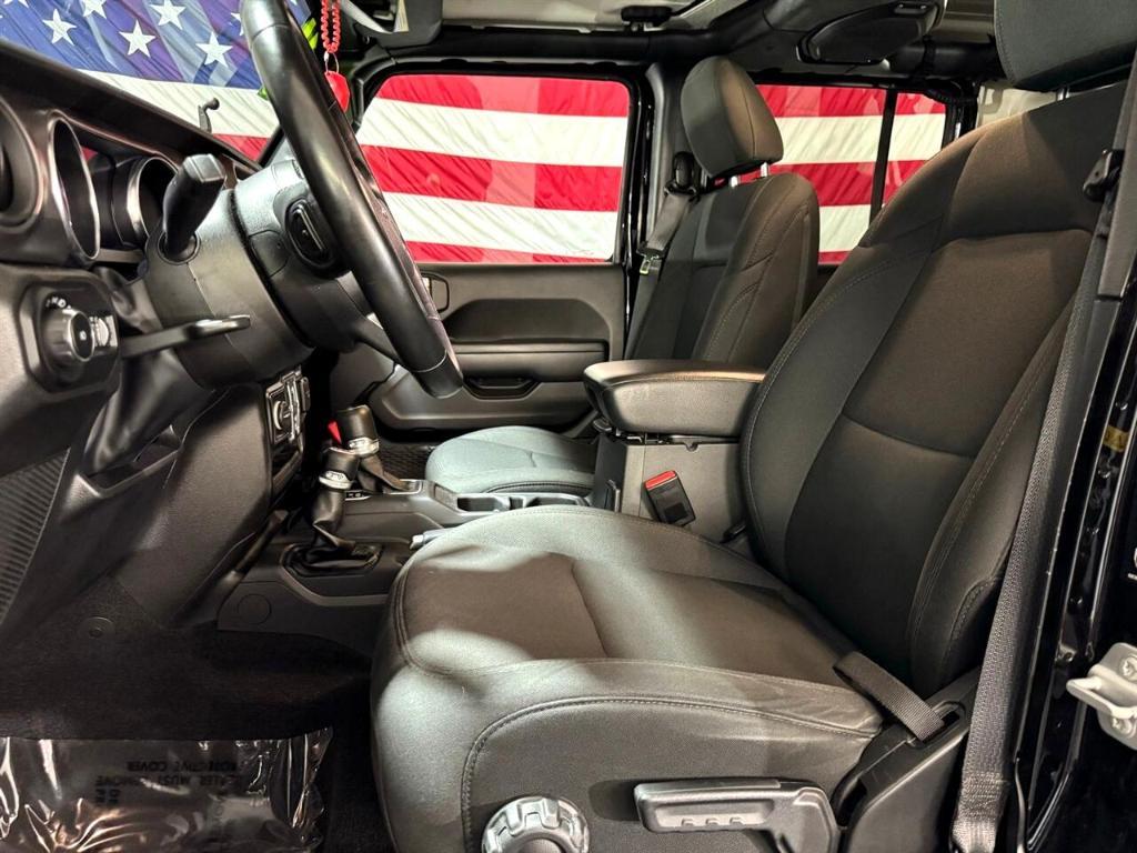 used 2021 Jeep Wrangler Unlimited car, priced at $26,995