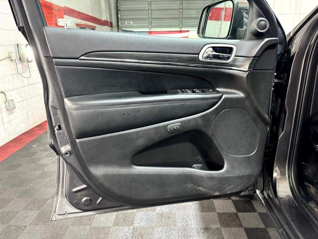 used 2019 Jeep Grand Cherokee car, priced at $19,977