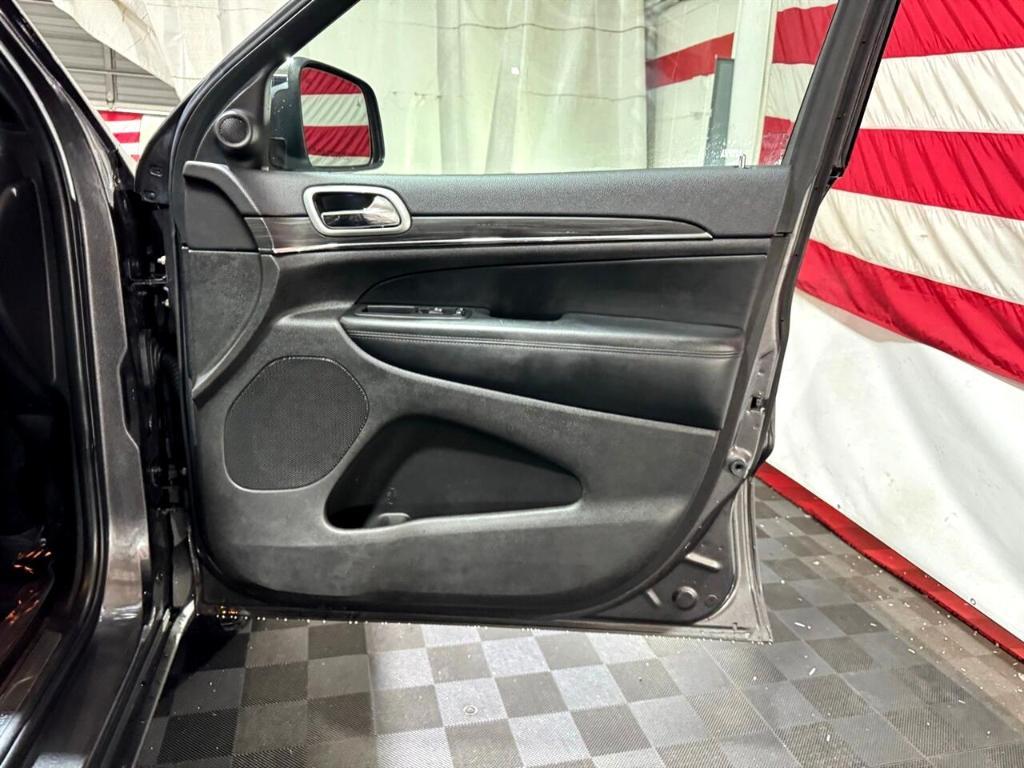 used 2019 Jeep Grand Cherokee car, priced at $19,977