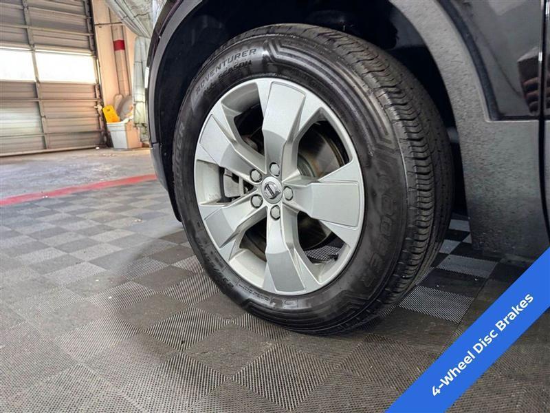 used 2022 Volvo XC40 car, priced at $18,477