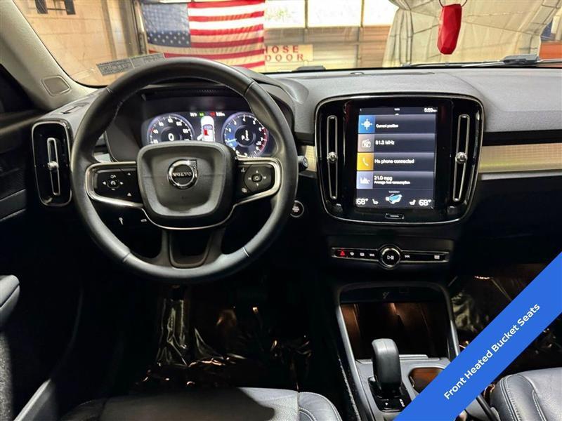 used 2022 Volvo XC40 car, priced at $18,477
